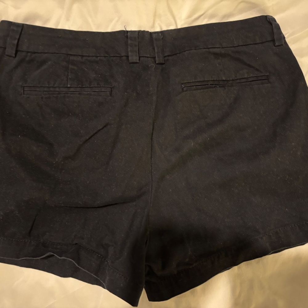 Shorts - Picture 2 of 4